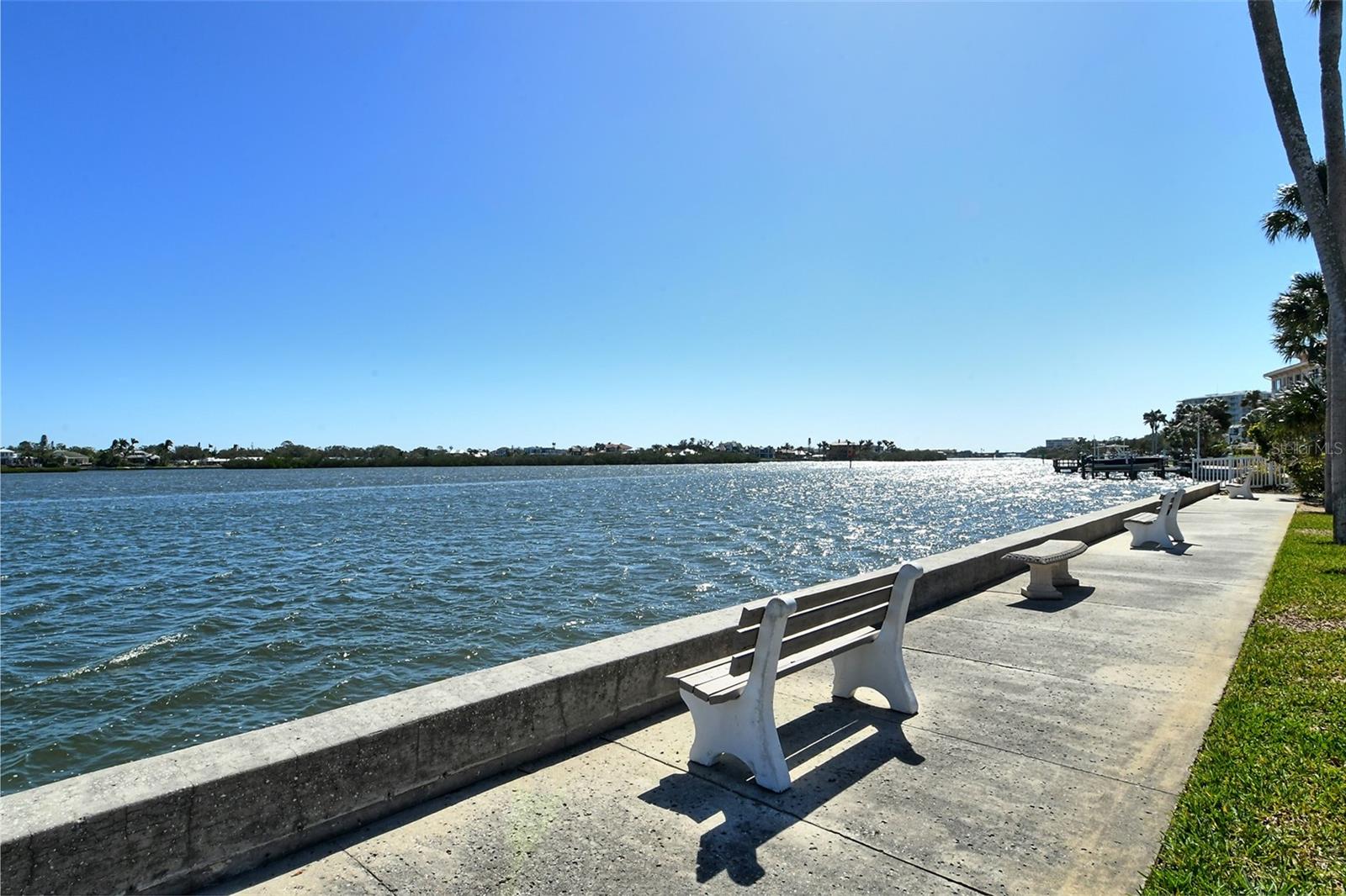 5855 MIDNIGHT PASS RD #303