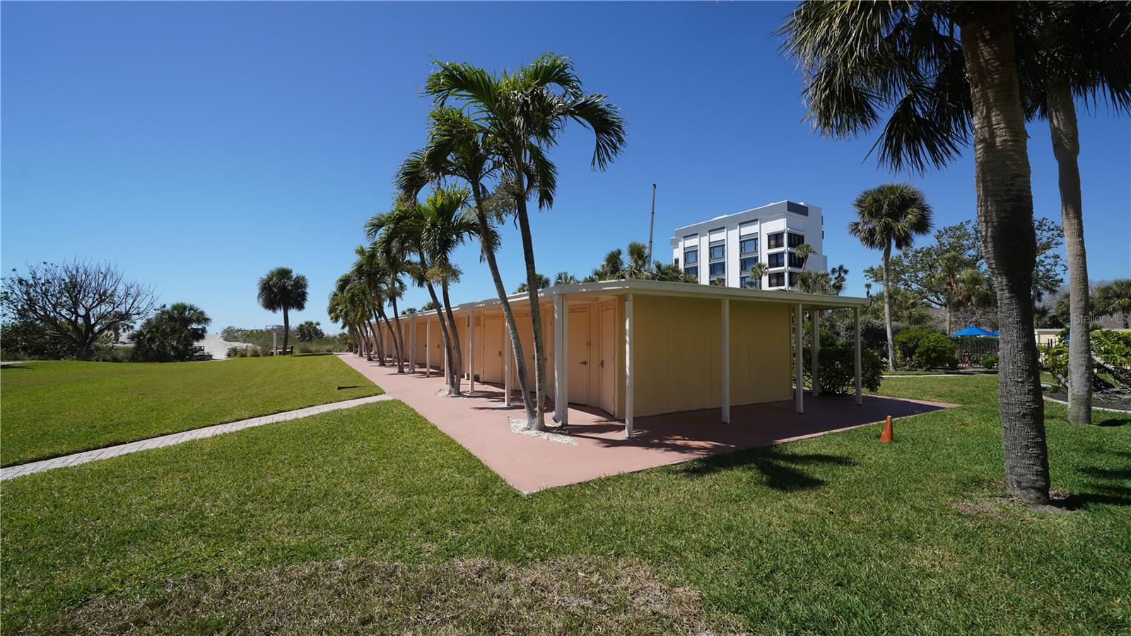 8625 MIDNIGHT PASS RD #305B