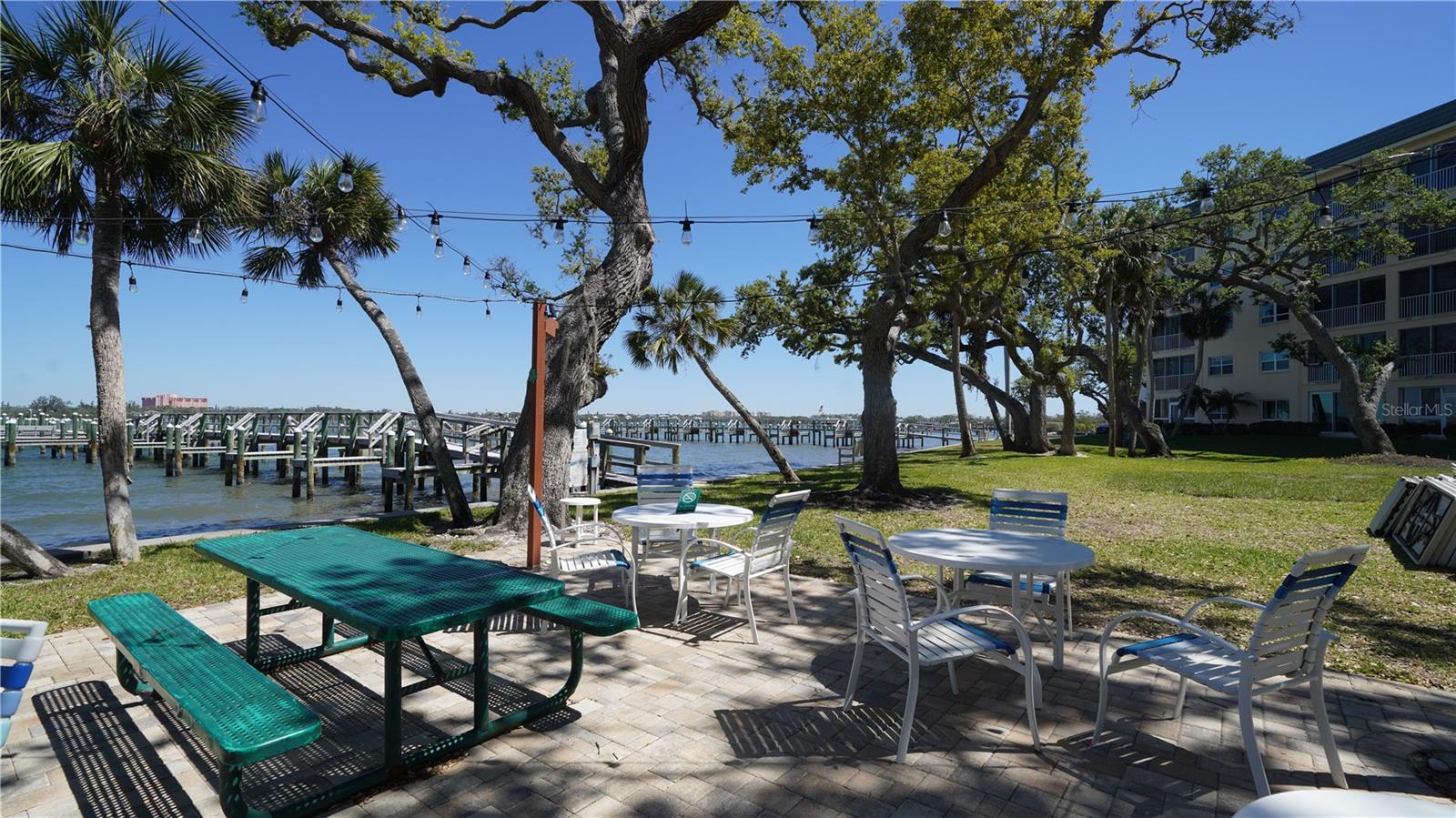 8625 MIDNIGHT PASS RD #305B