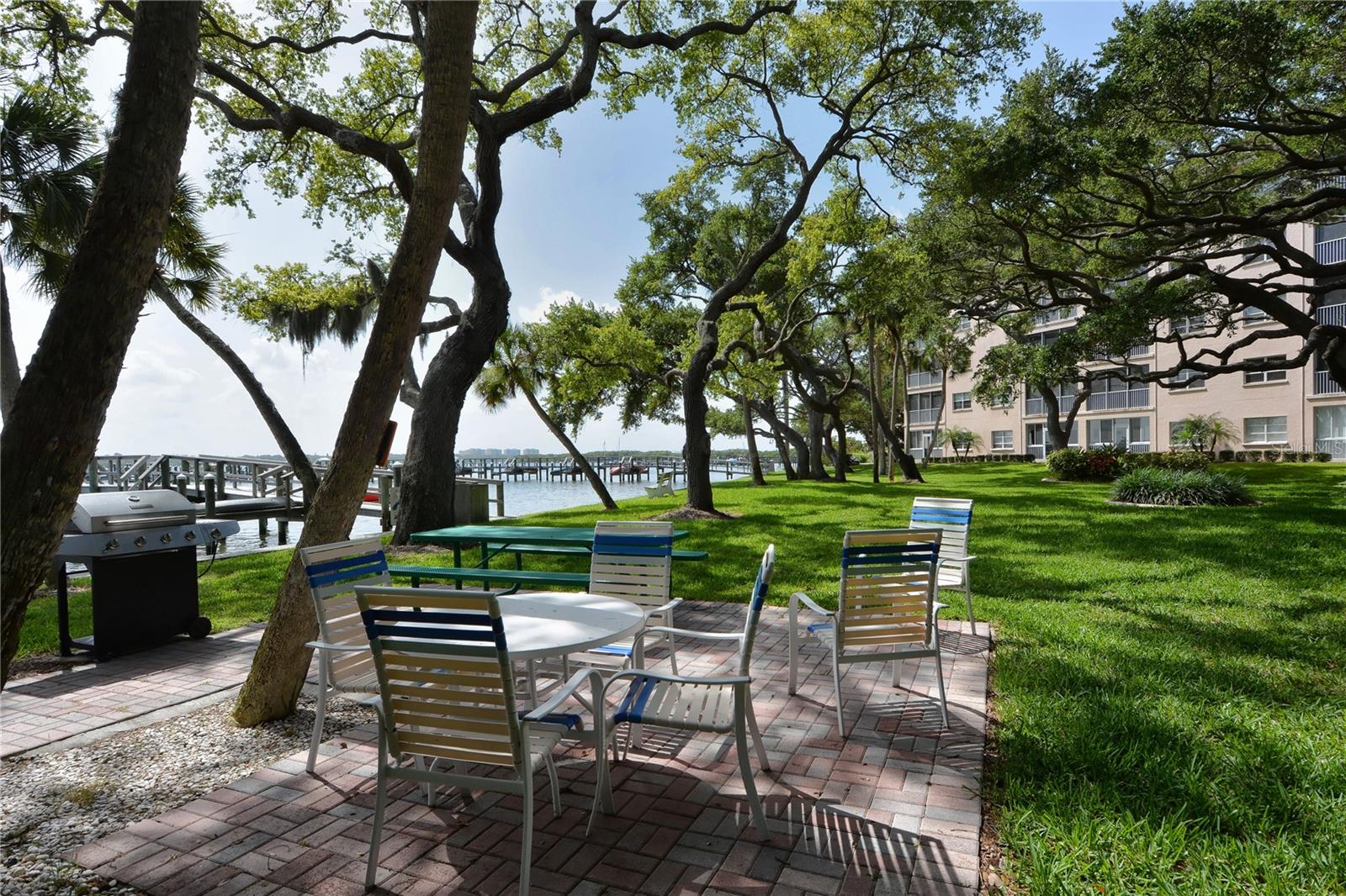 8625 MIDNIGHT PASS RD #305B