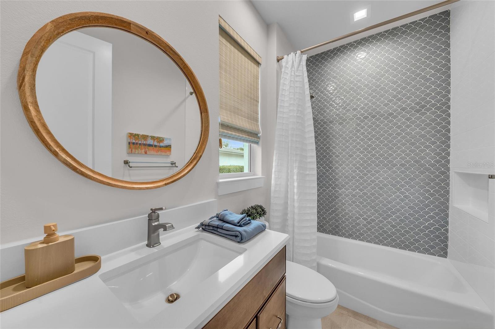 8847 COLONELS CT