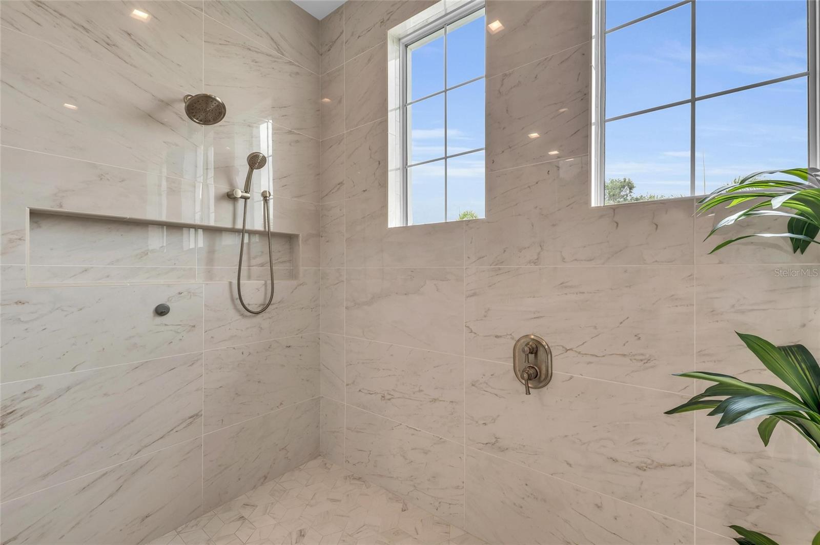 8847 COLONELS CT