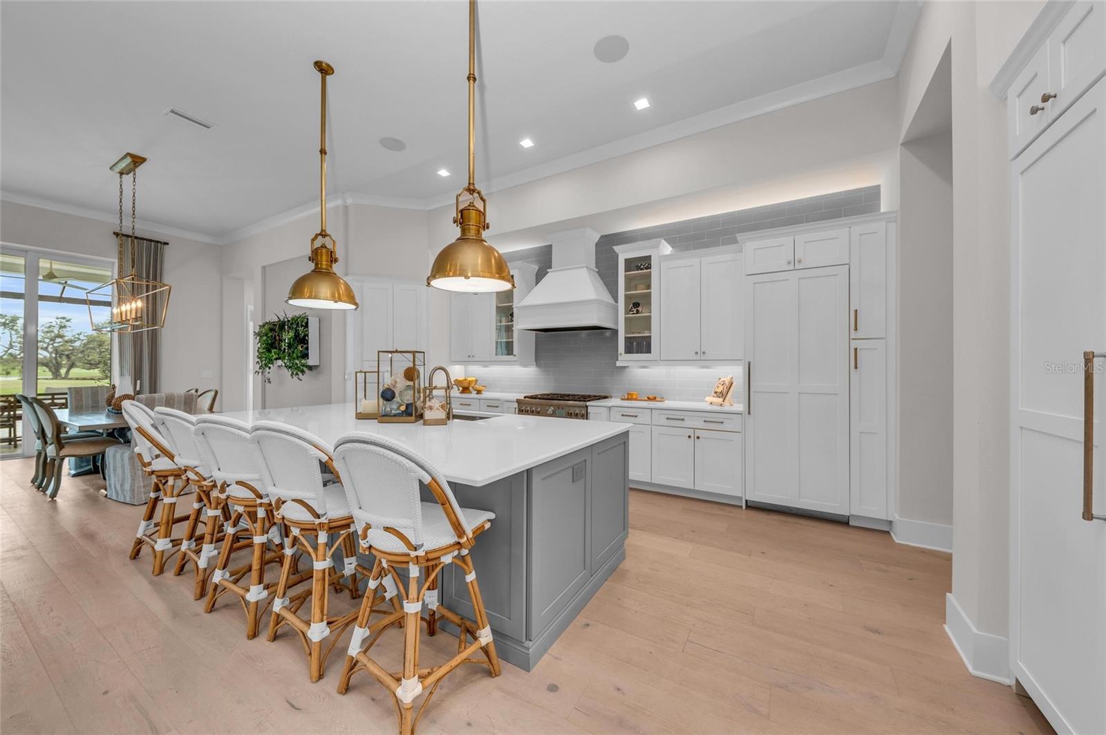 8847 COLONELS CT