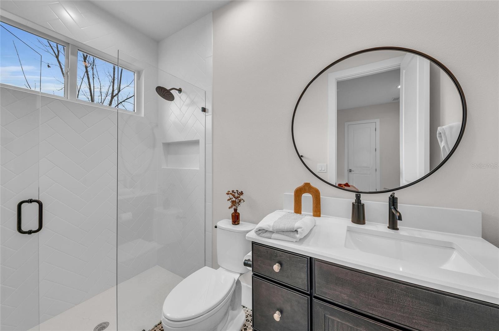 8847 COLONELS CT