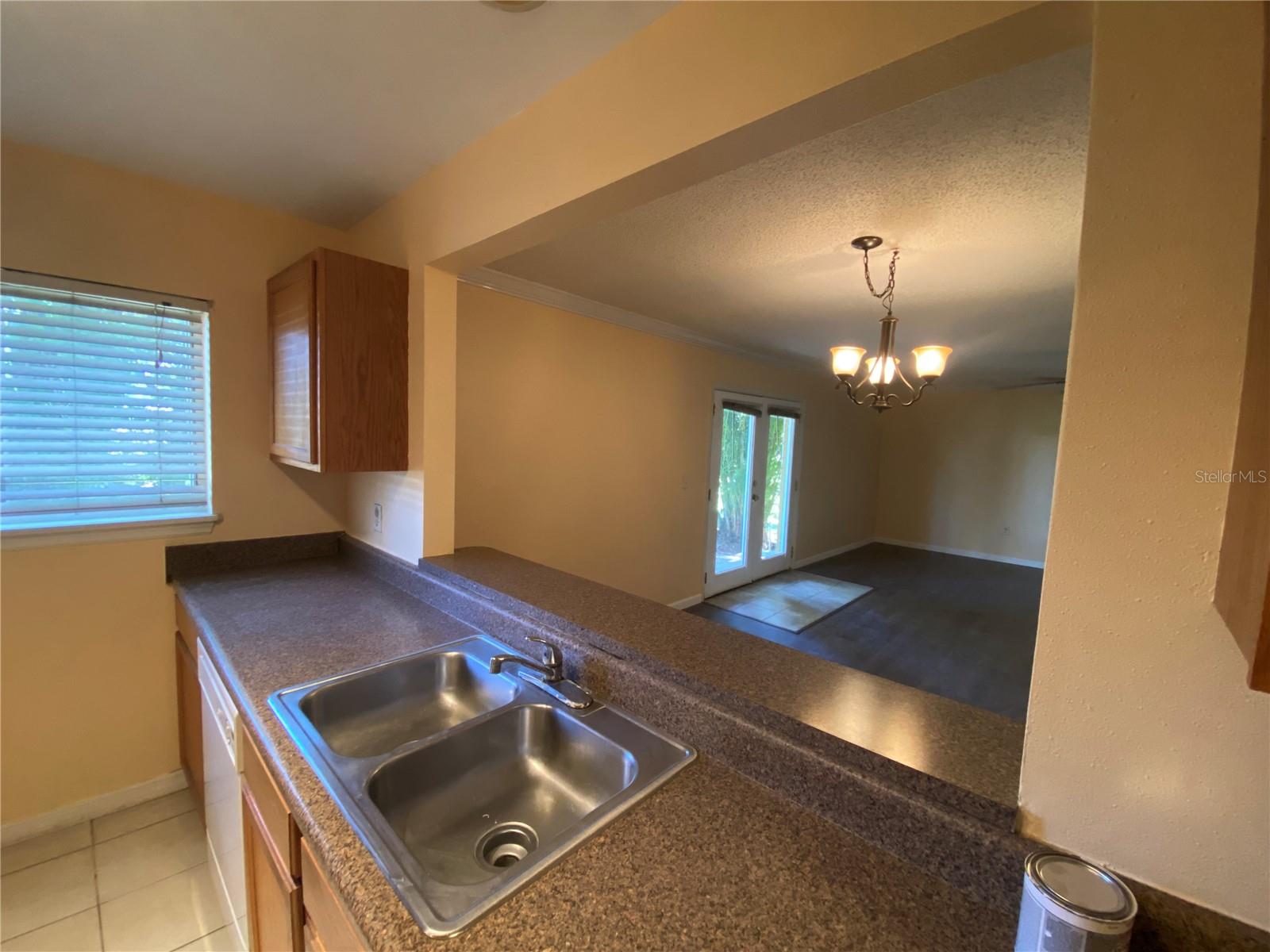 1721 PARAKEET WAY #700