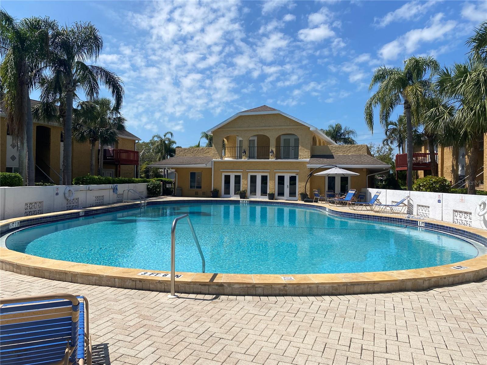 1721 PARAKEET WAY #700