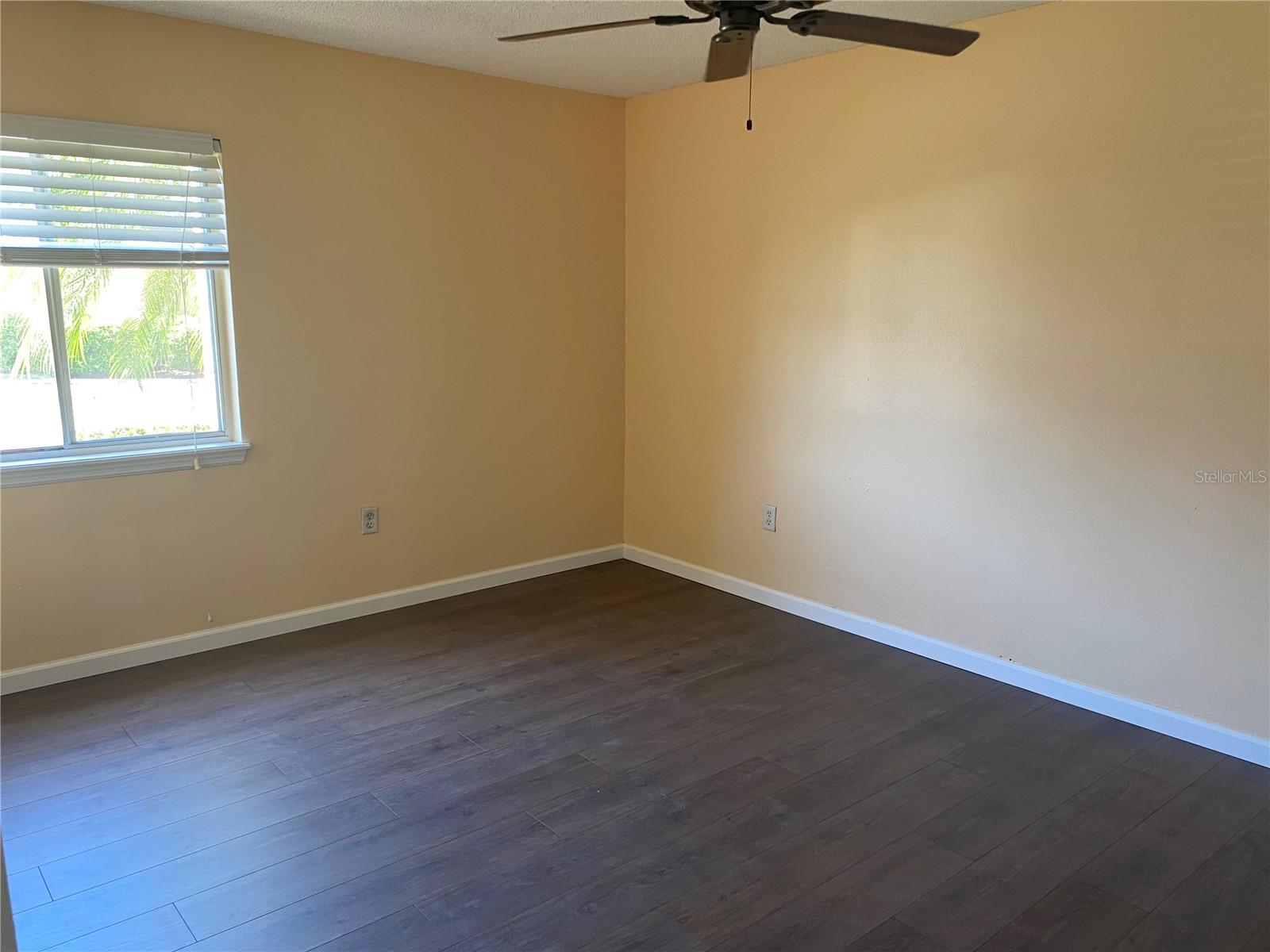 1721 PARAKEET WAY #700