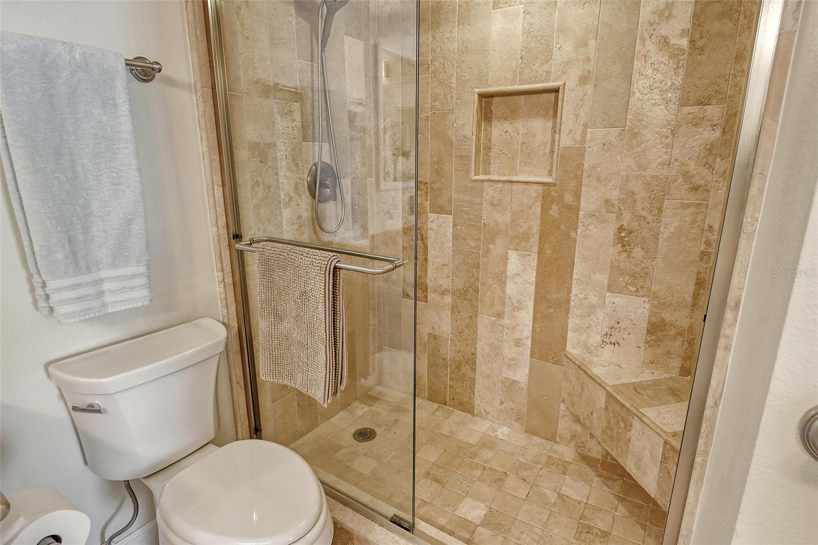 20 WHISPERING SANDS DR #406