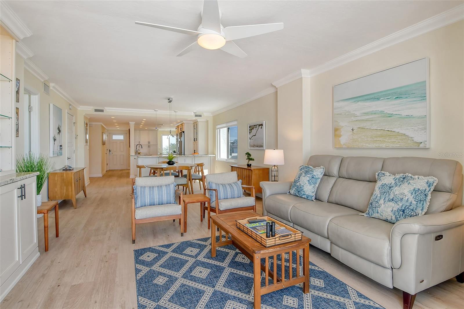 20 WHISPERING SANDS DR #406