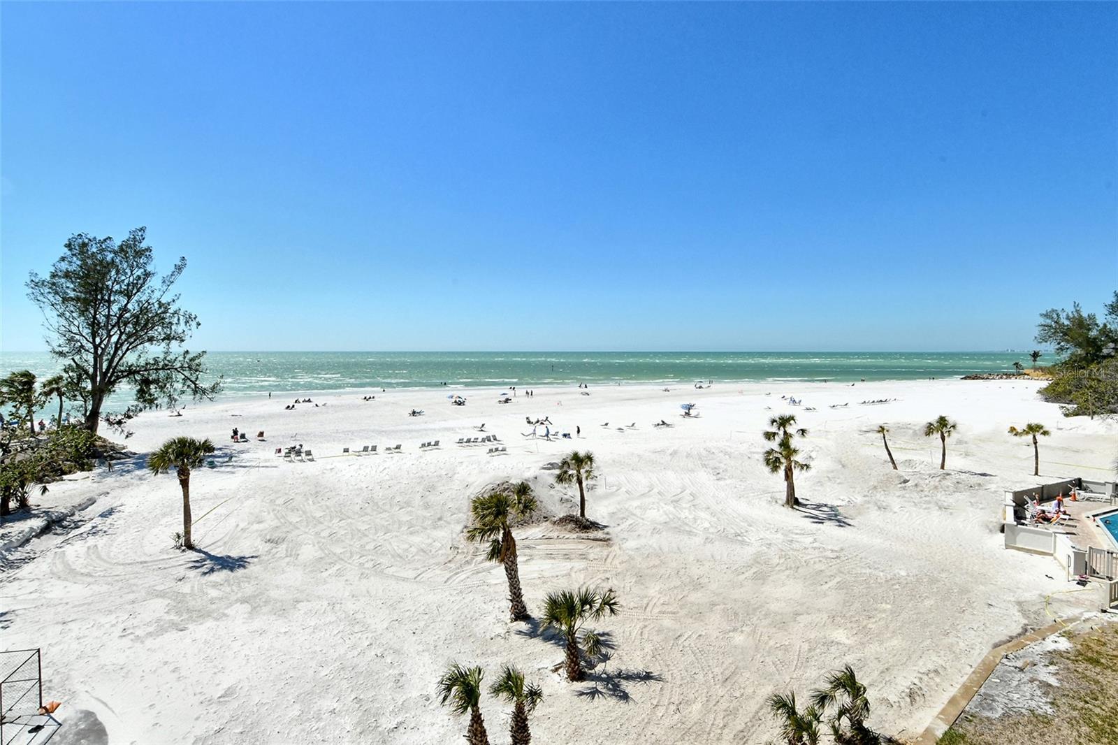 20 WHISPERING SANDS DR #406