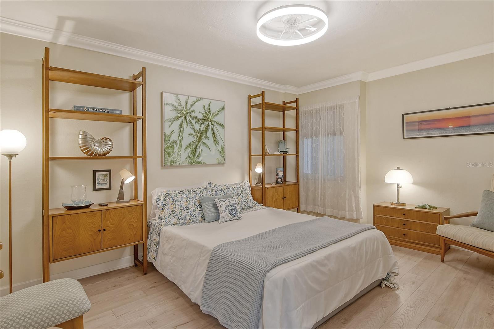 20 WHISPERING SANDS DR #406