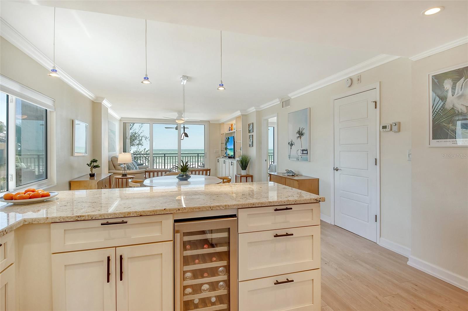 20 WHISPERING SANDS DR #406