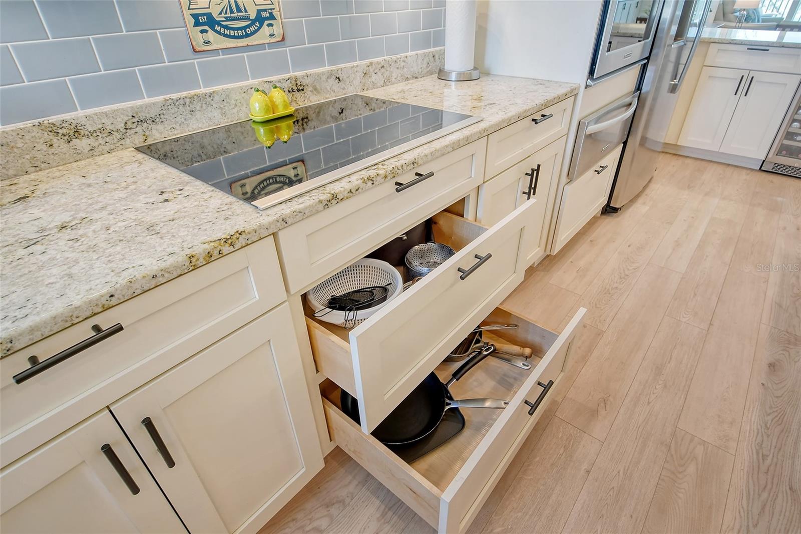 20 WHISPERING SANDS DR #406