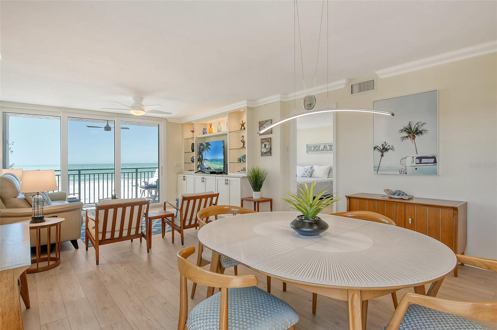 20 WHISPERING SANDS DR #406