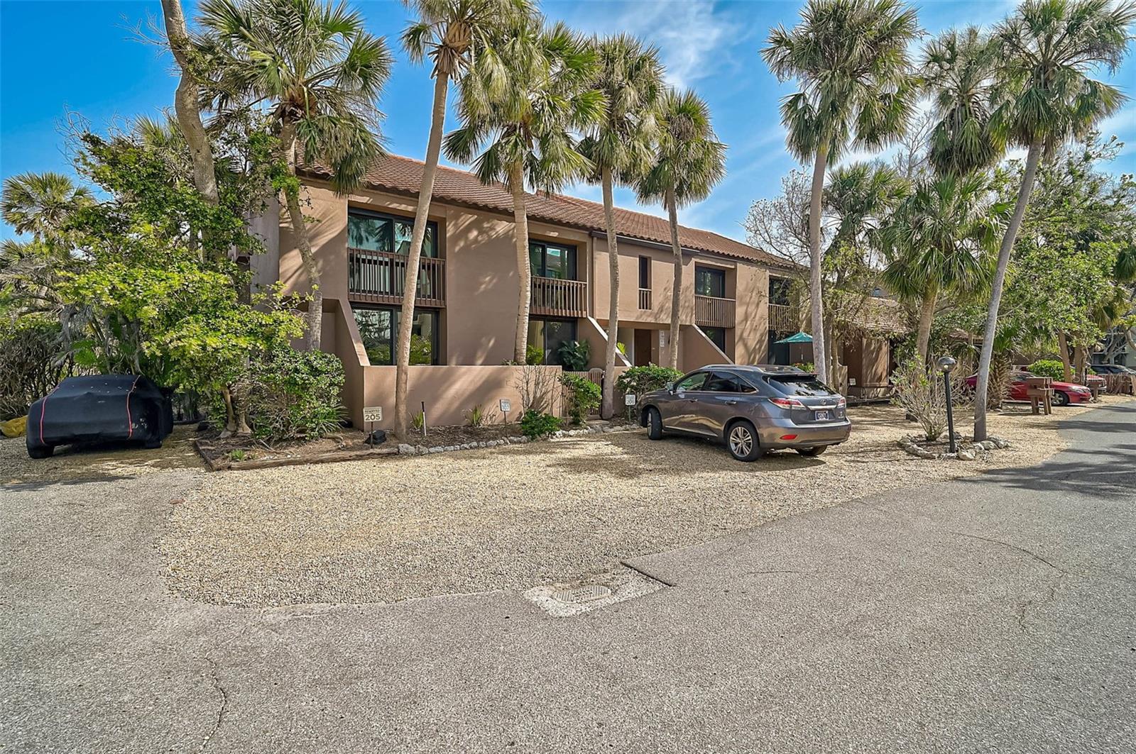 105 PASS KEY RD #105