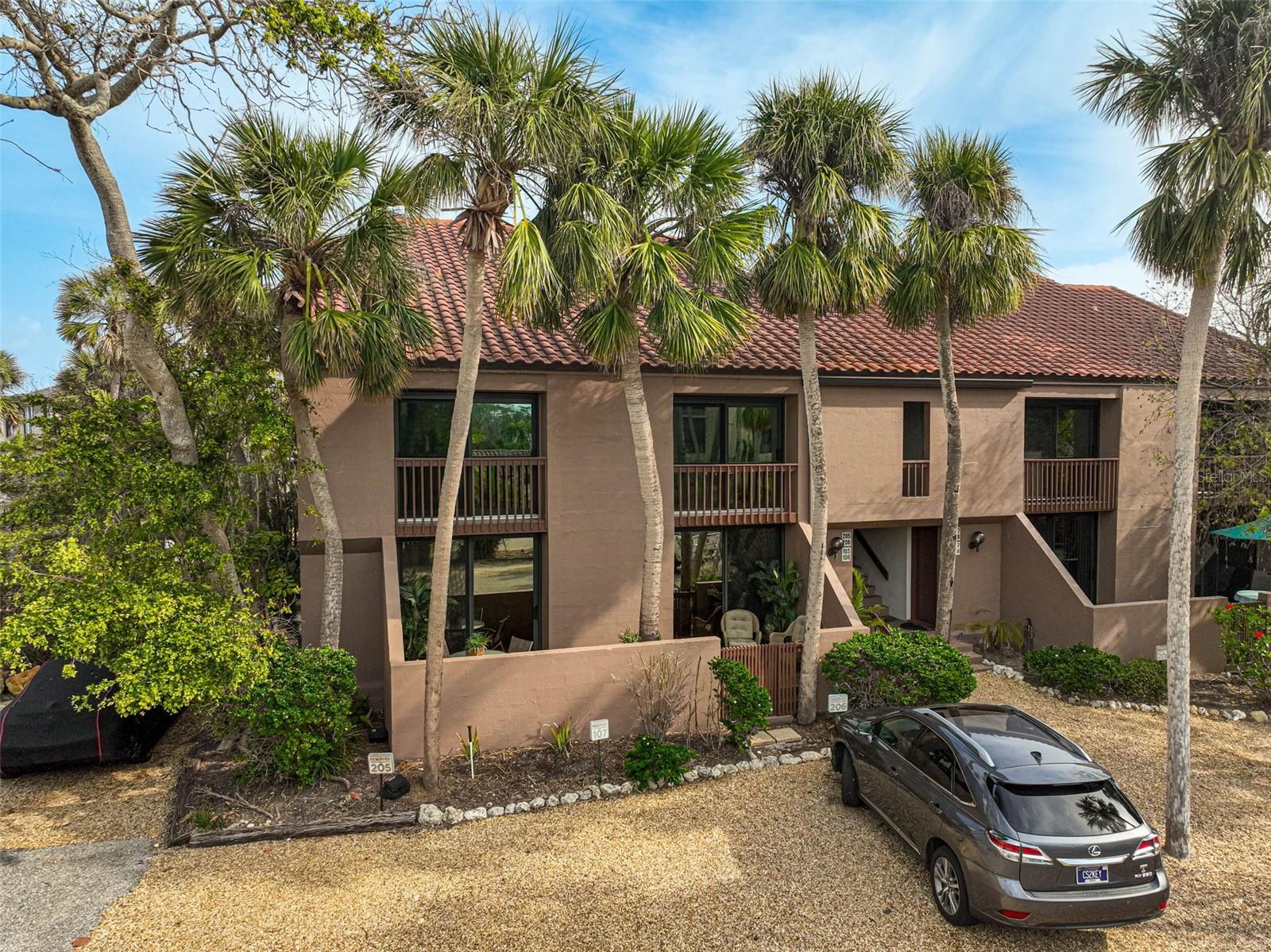 105 PASS KEY RD #105