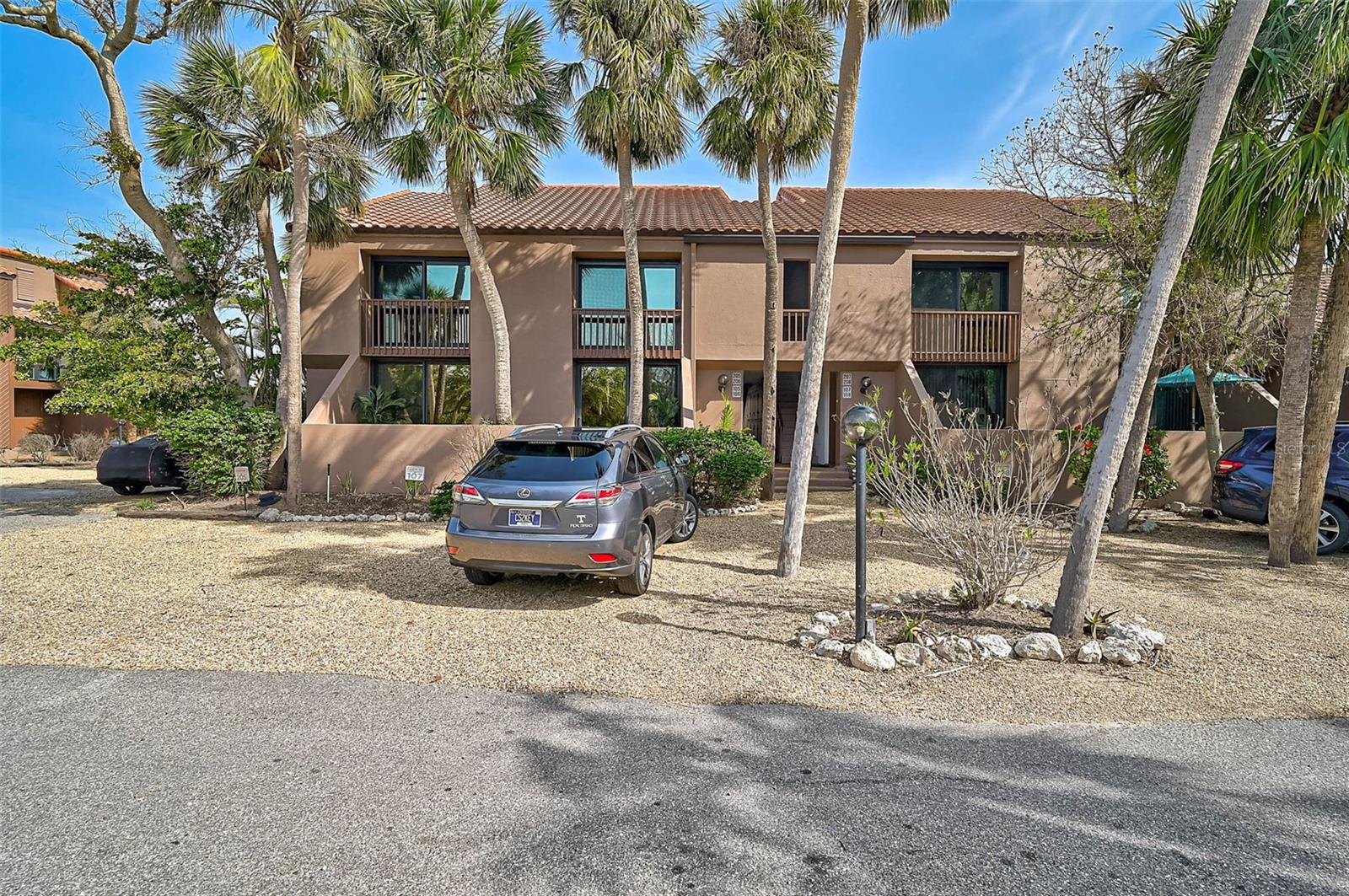 105 PASS KEY RD #105