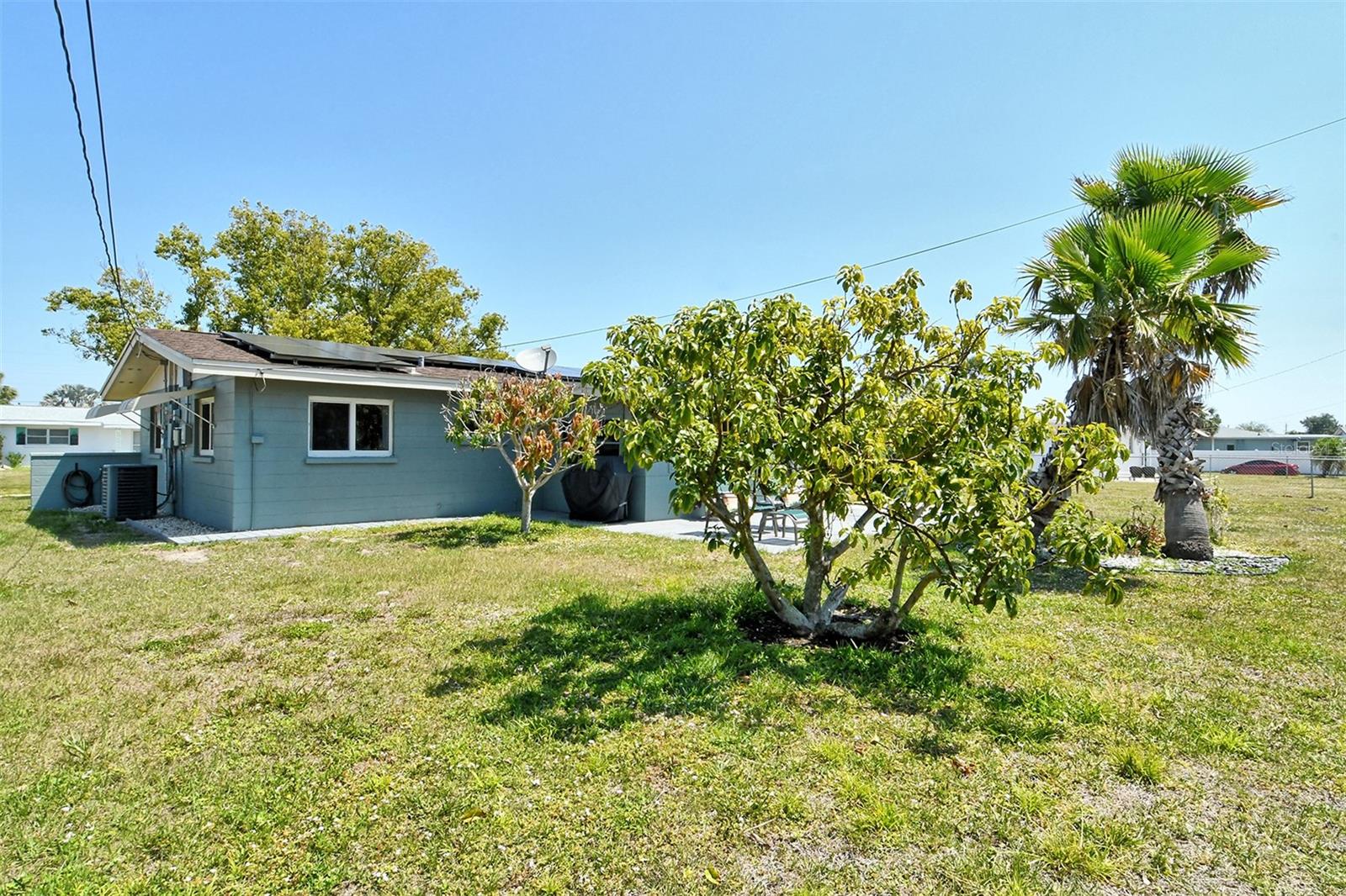 568 SHERIDAN DR