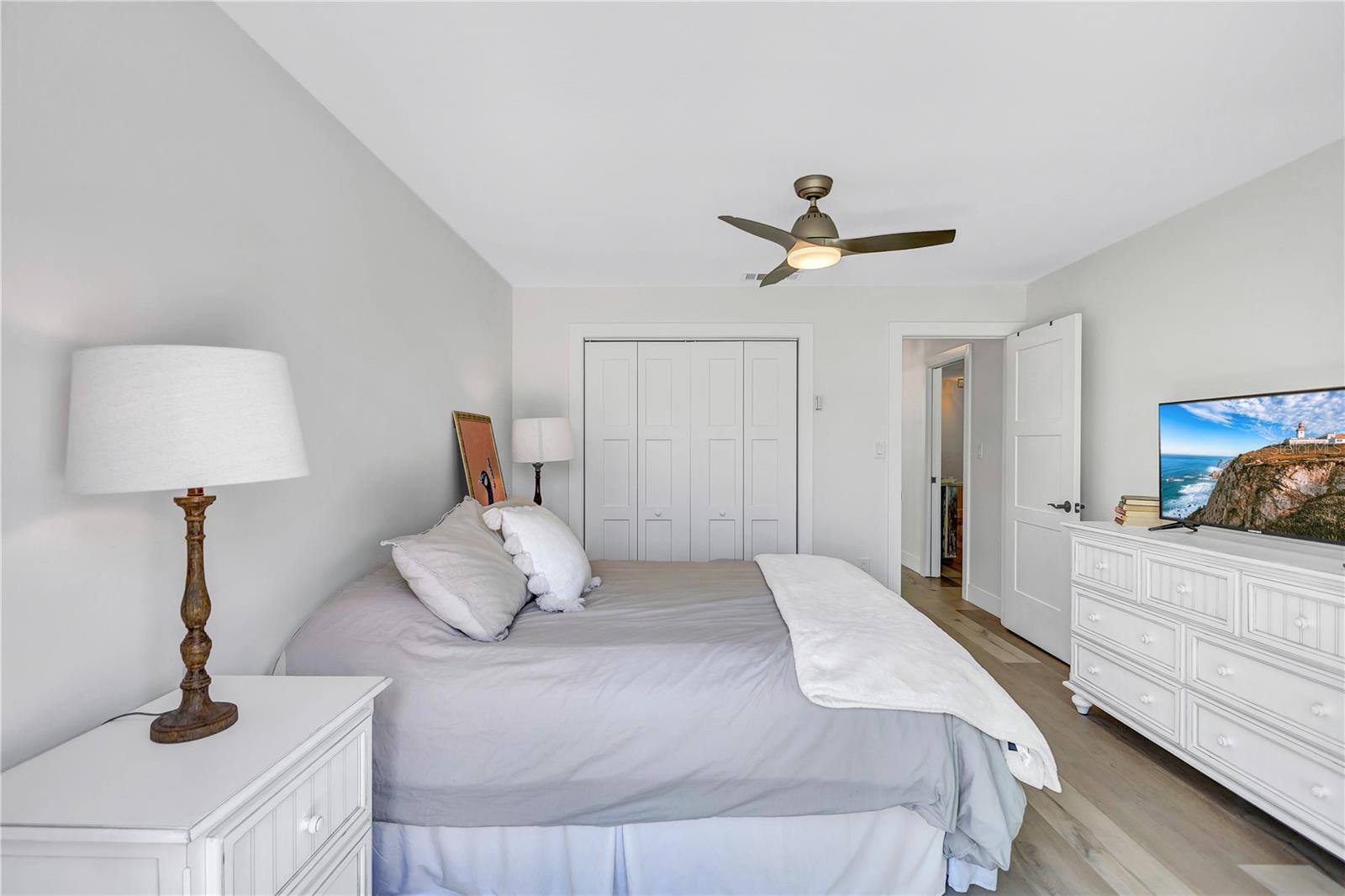 3725 SPYGLASS HILL RD