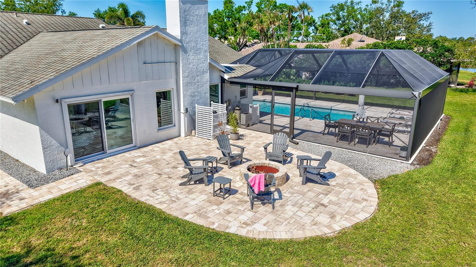 3725 SPYGLASS HILL RD