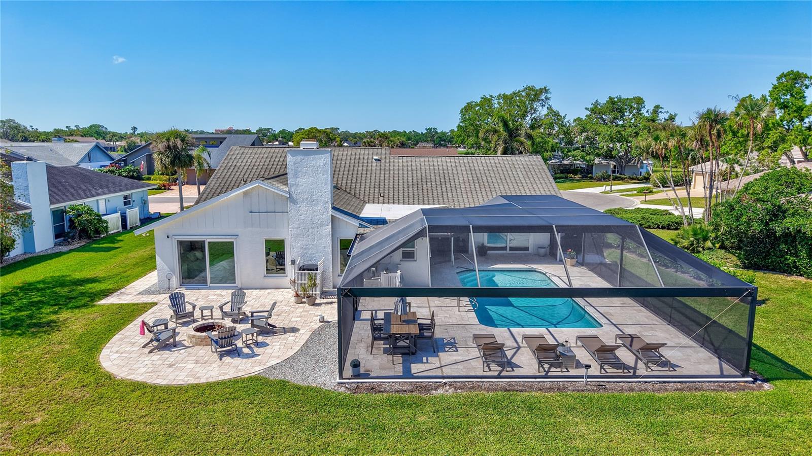 3725 SPYGLASS HILL RD