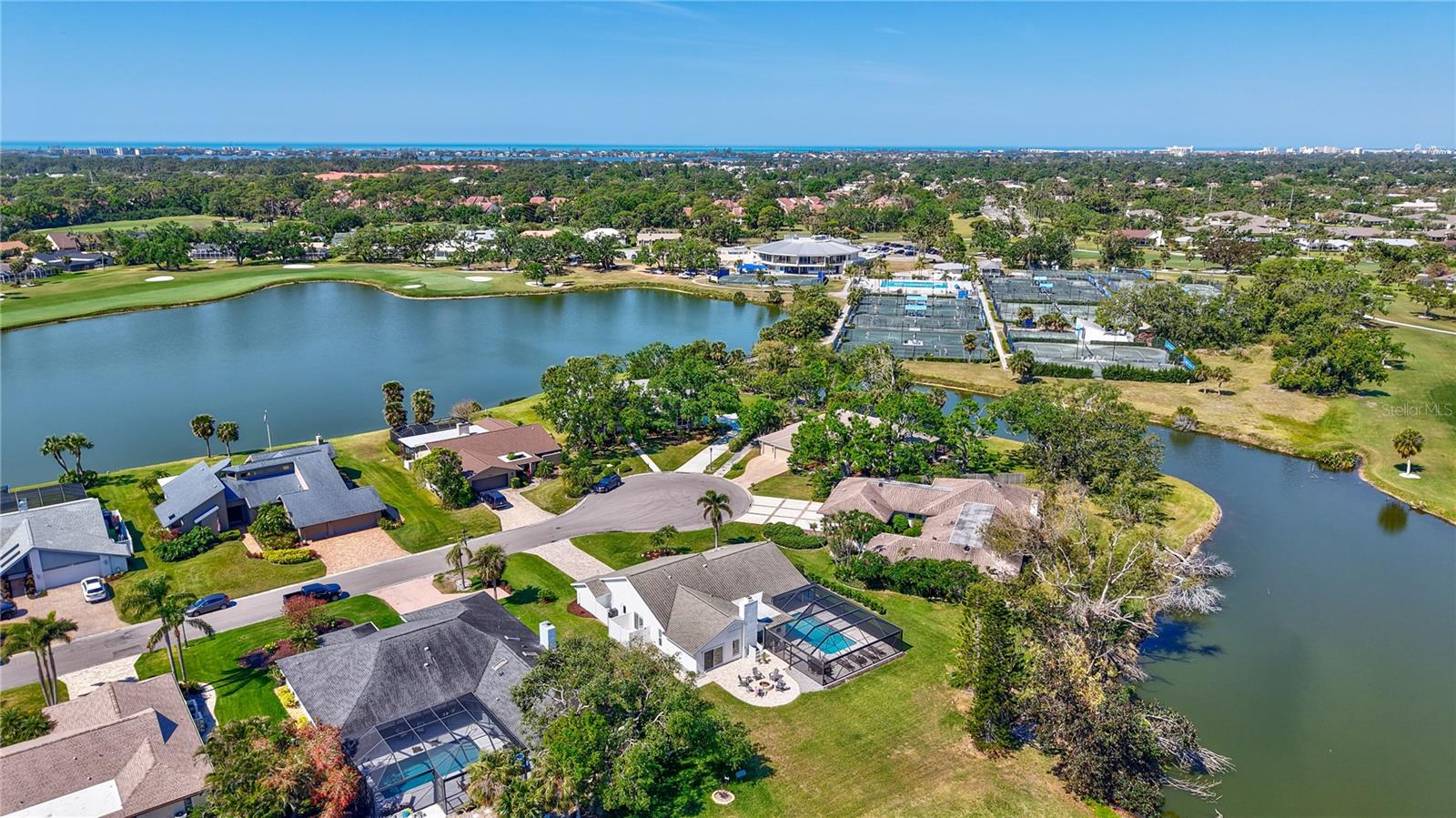 3725 SPYGLASS HILL RD