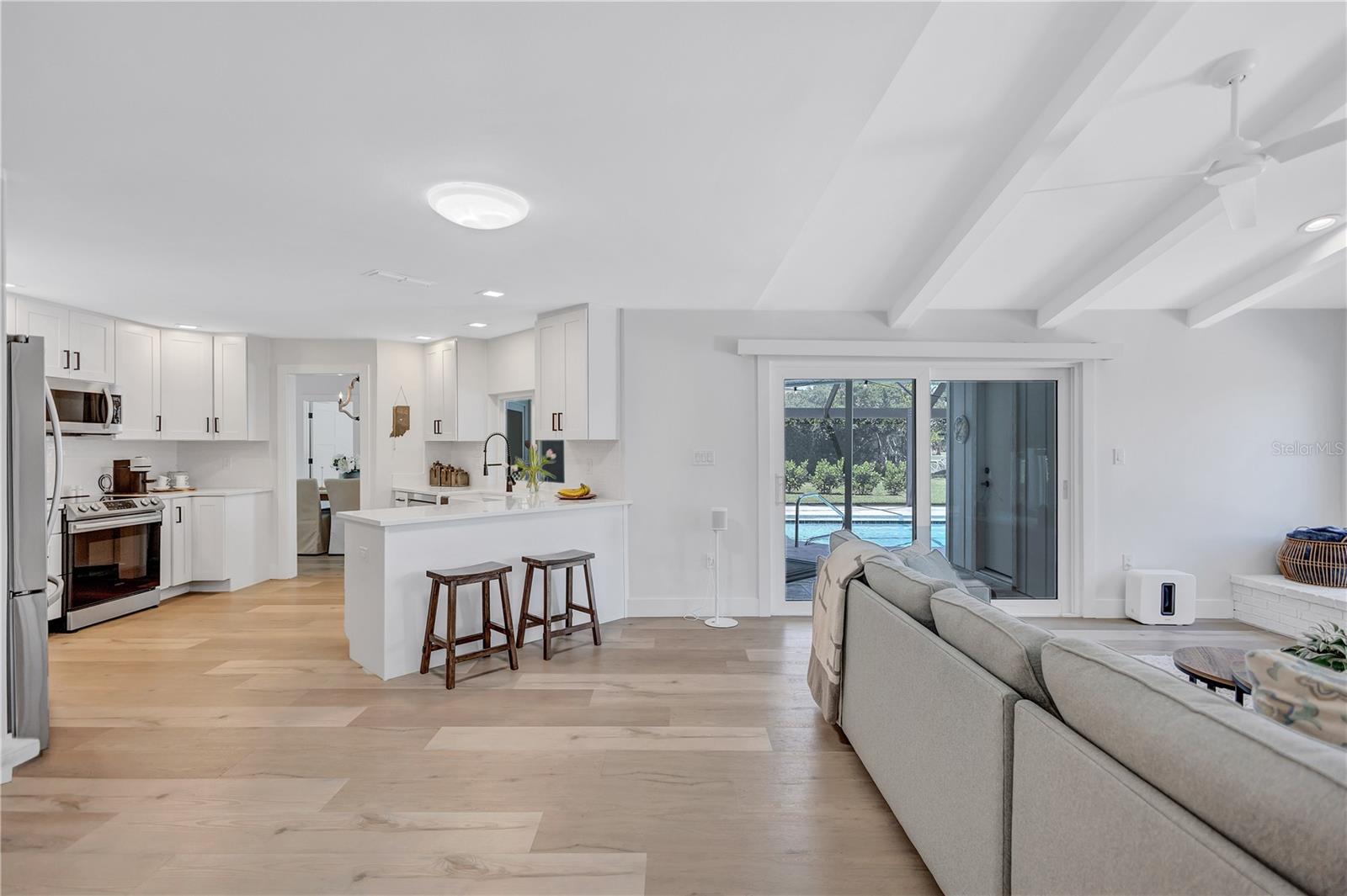 3725 SPYGLASS HILL RD