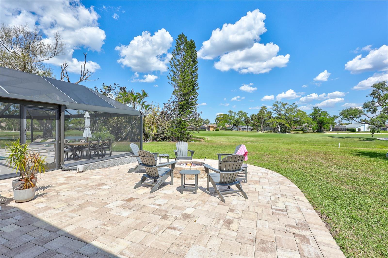 3725 SPYGLASS HILL RD