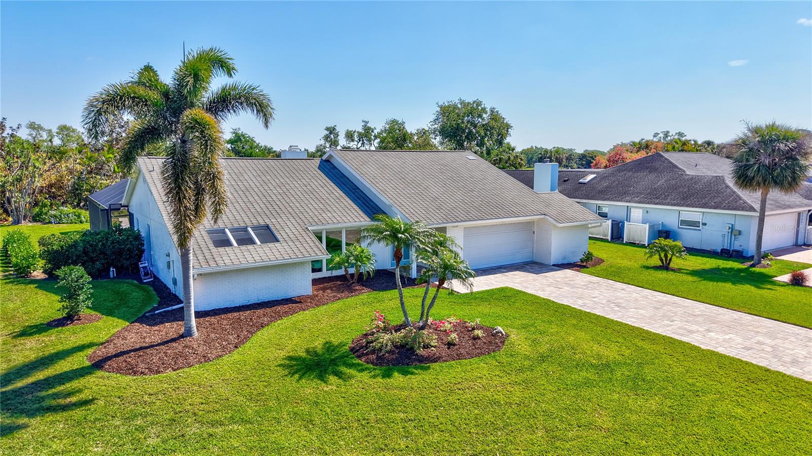 3725 SPYGLASS HILL RD