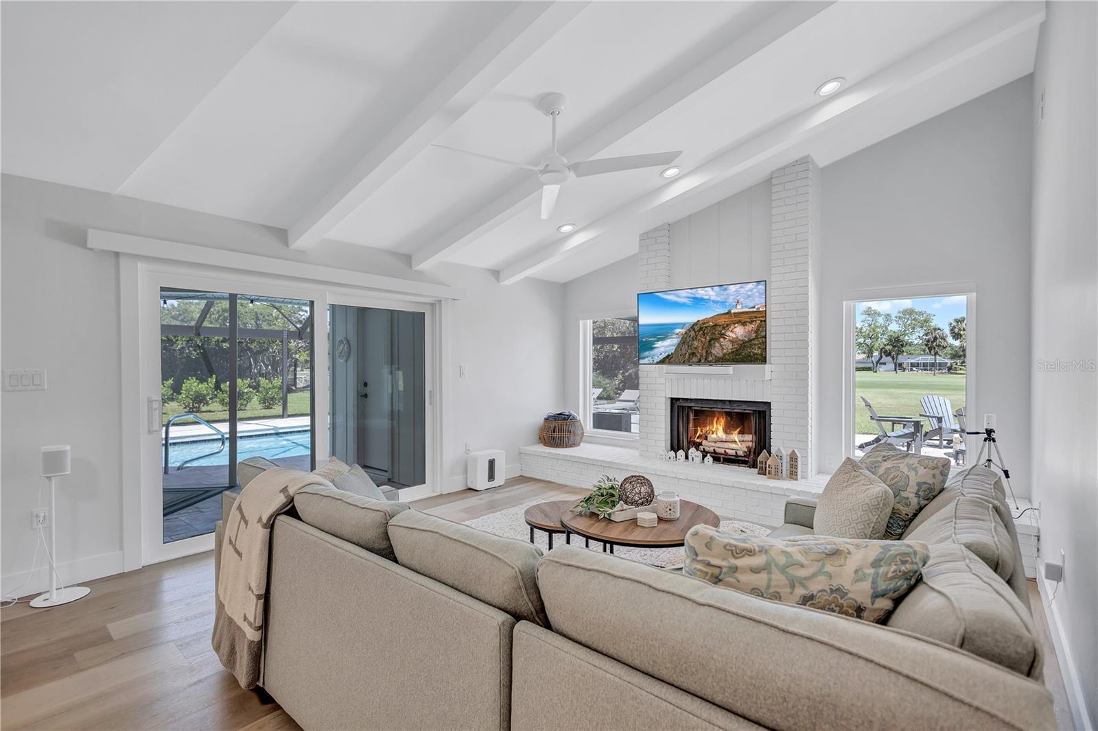 3725 SPYGLASS HILL RD