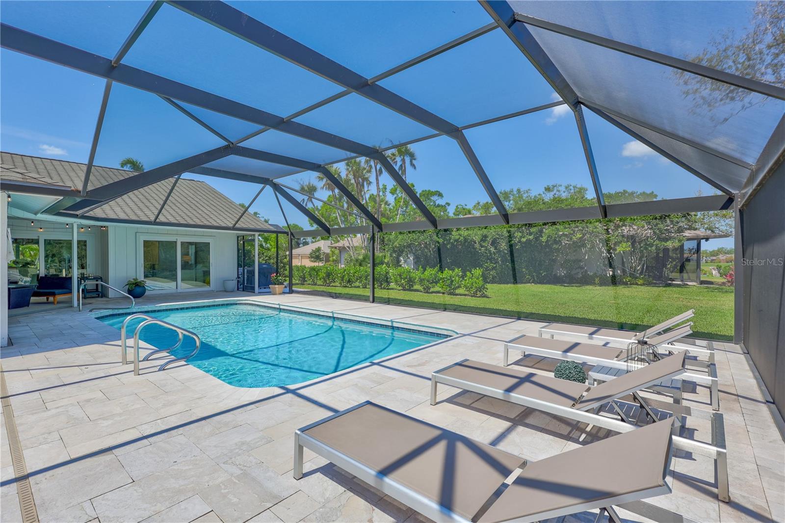 3725 SPYGLASS HILL RD