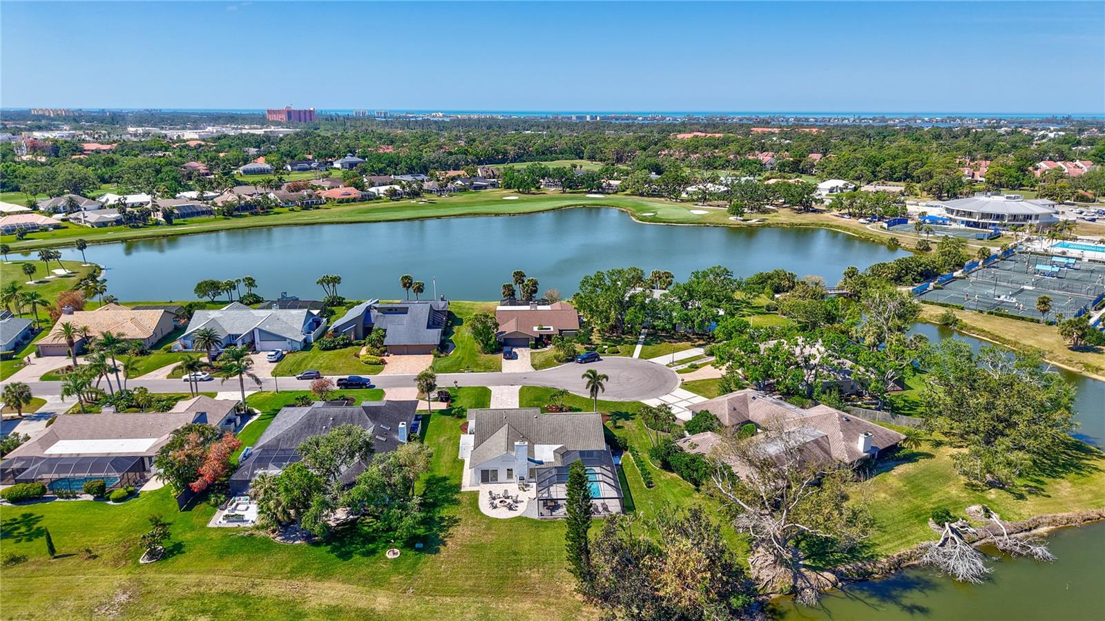 3725 SPYGLASS HILL RD