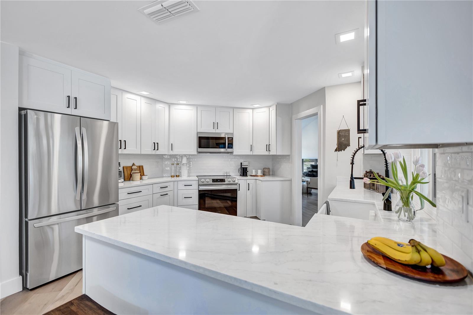 3725 SPYGLASS HILL RD