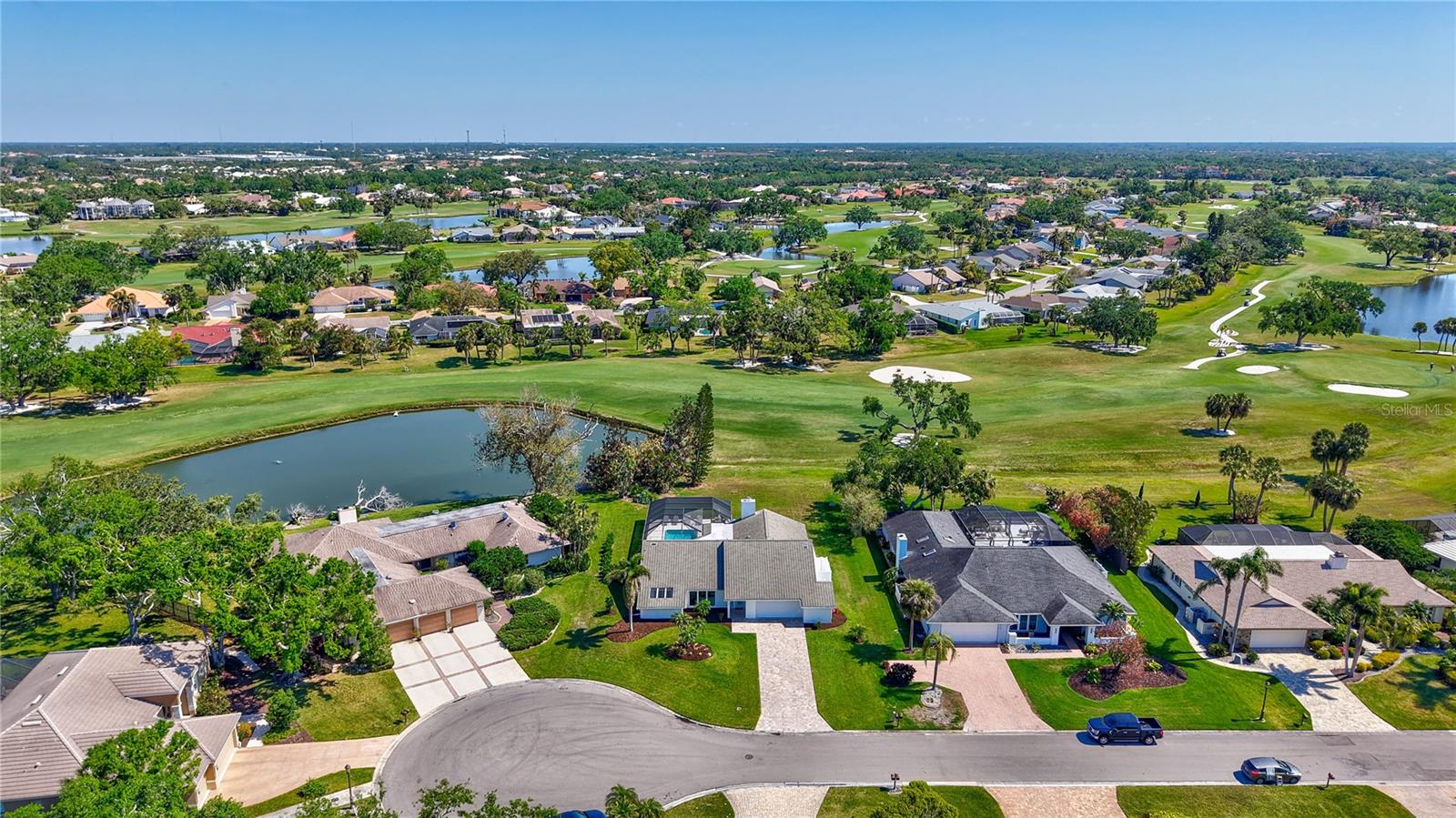 3725 SPYGLASS HILL RD