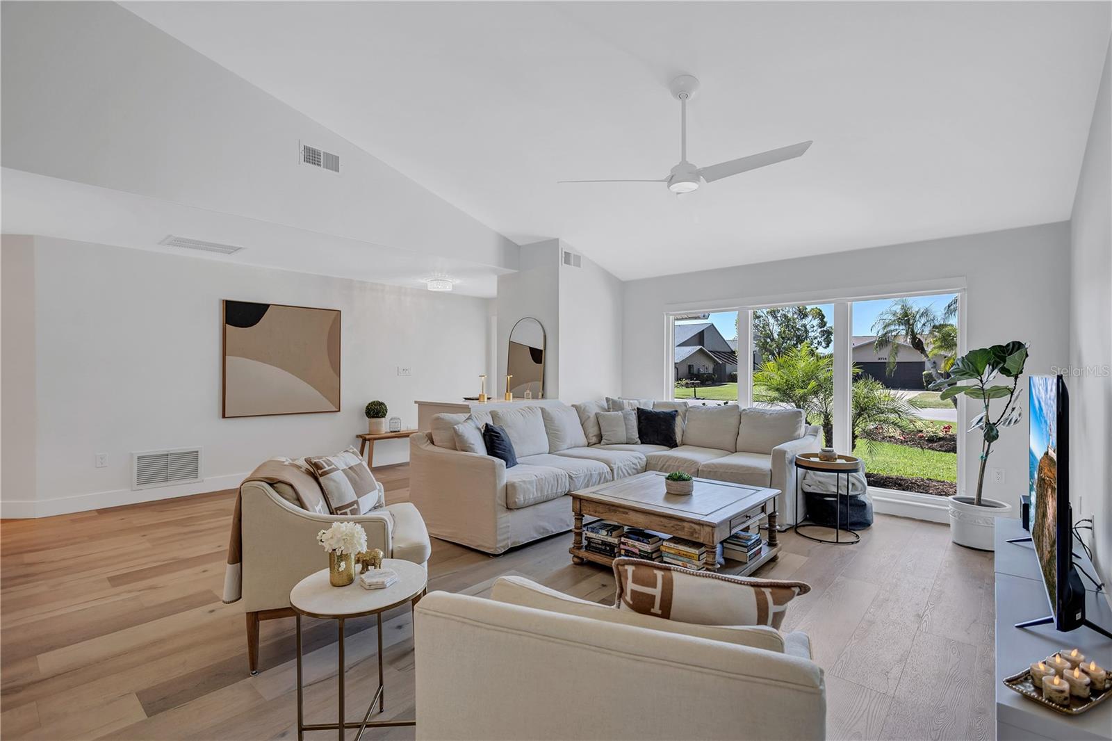 3725 SPYGLASS HILL RD