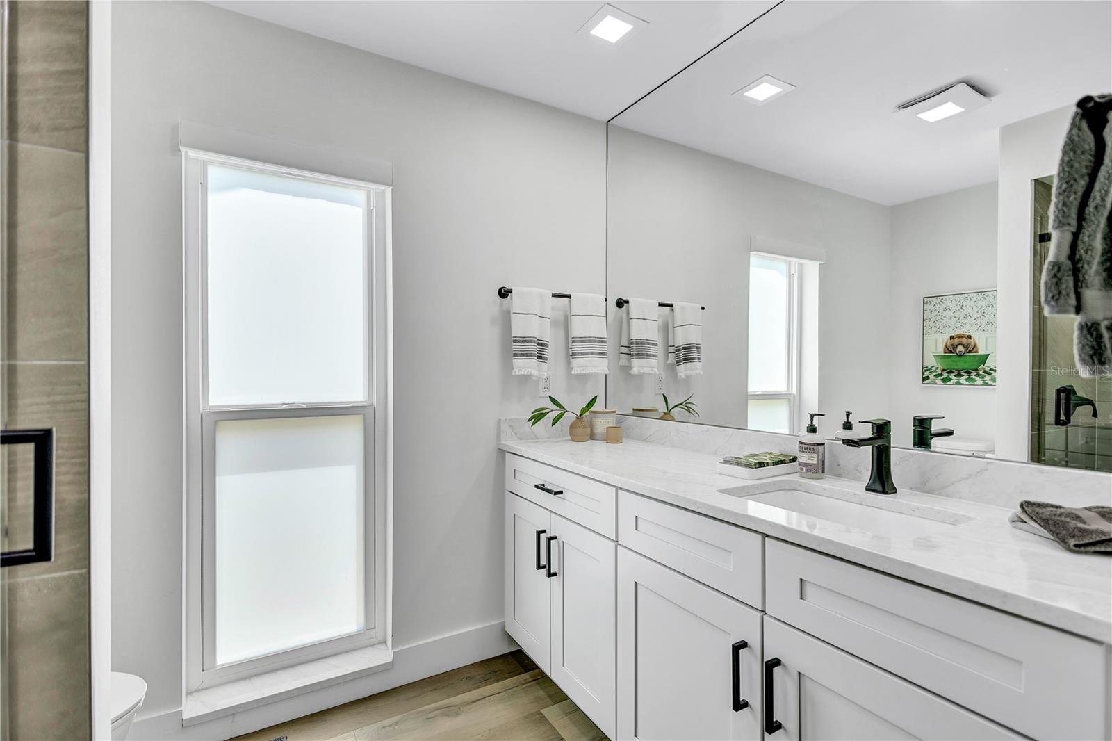 3725 SPYGLASS HILL RD