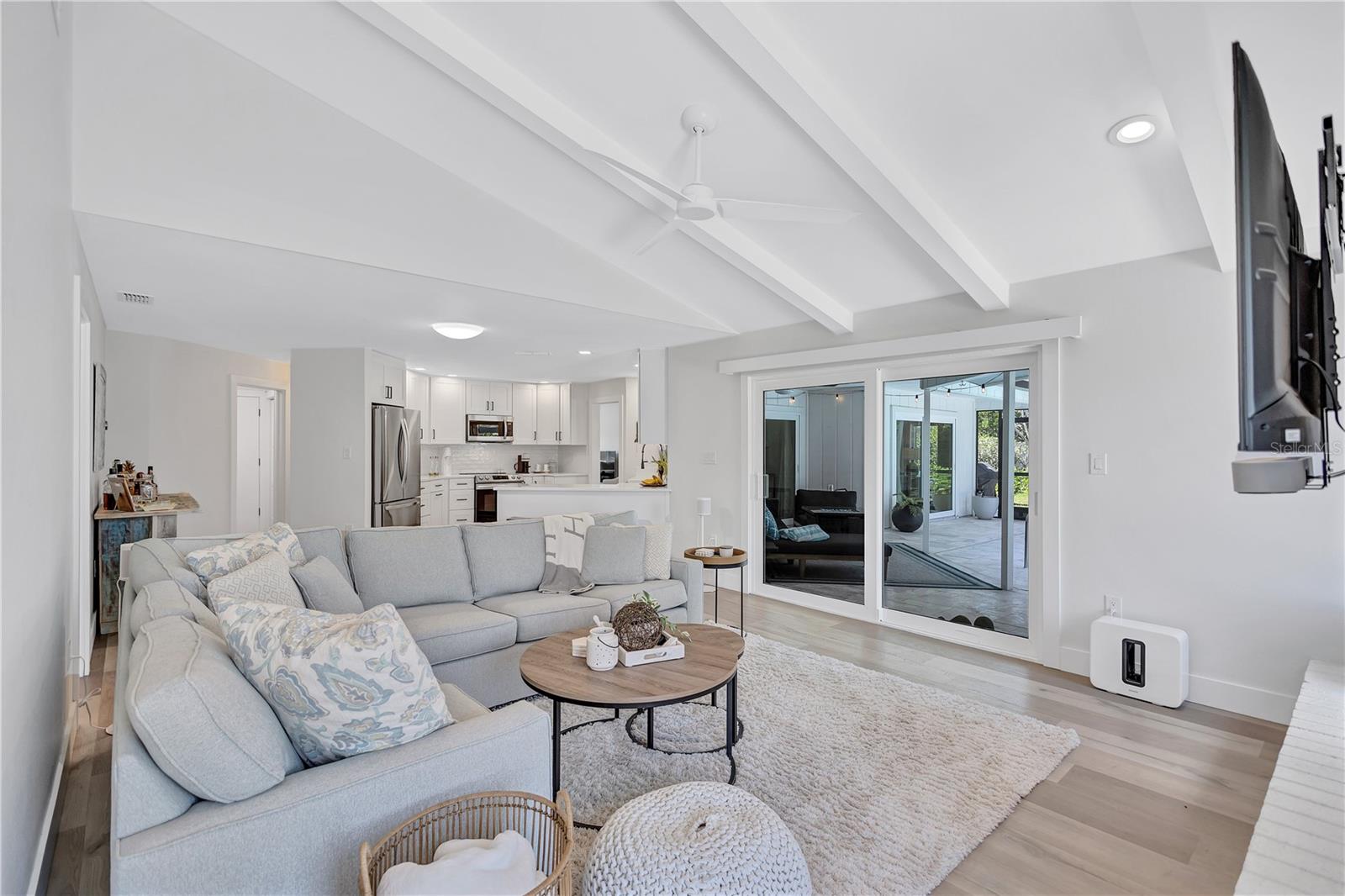 3725 SPYGLASS HILL RD