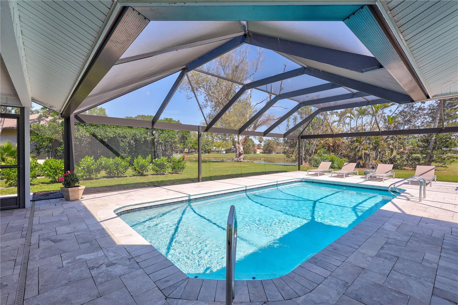 3725 SPYGLASS HILL RD