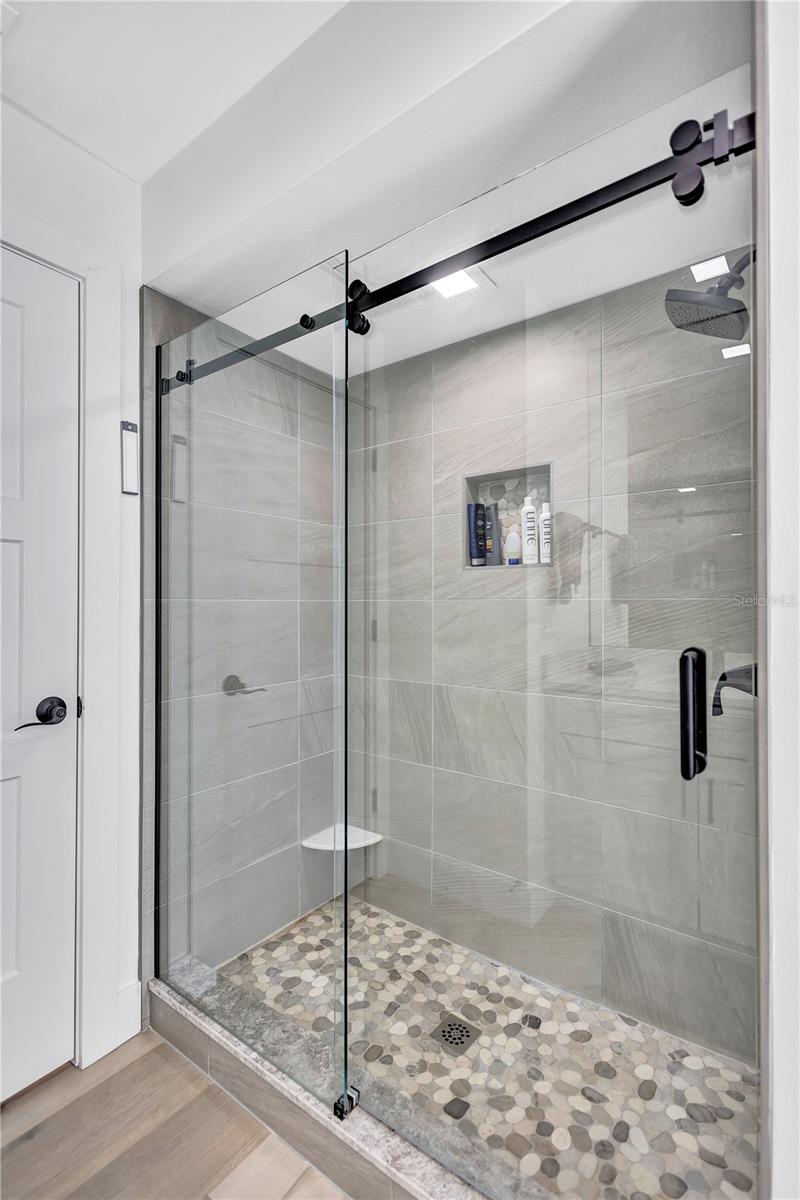 3725 SPYGLASS HILL RD