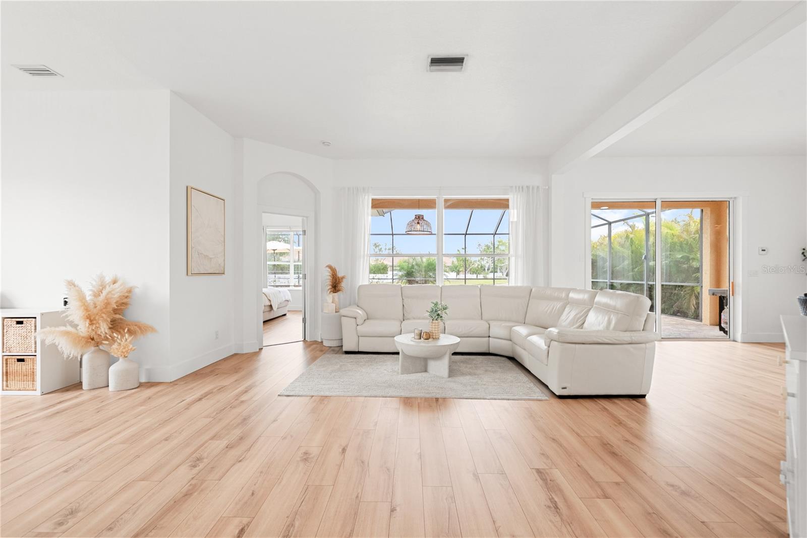 1189 FRASER PINE BLVD