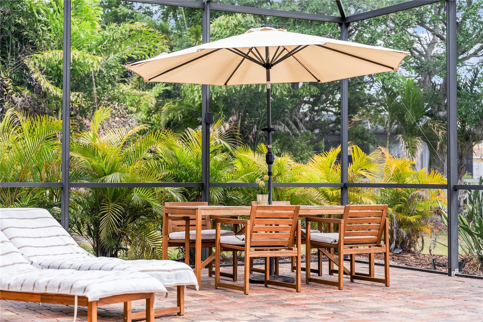 1189 FRASER PINE BLVD