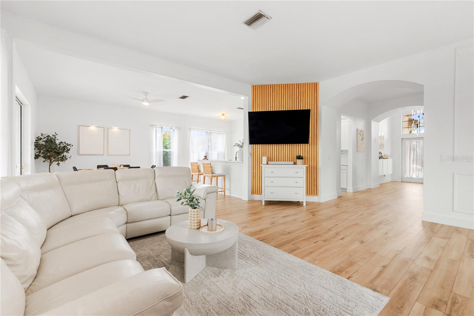 1189 FRASER PINE BLVD