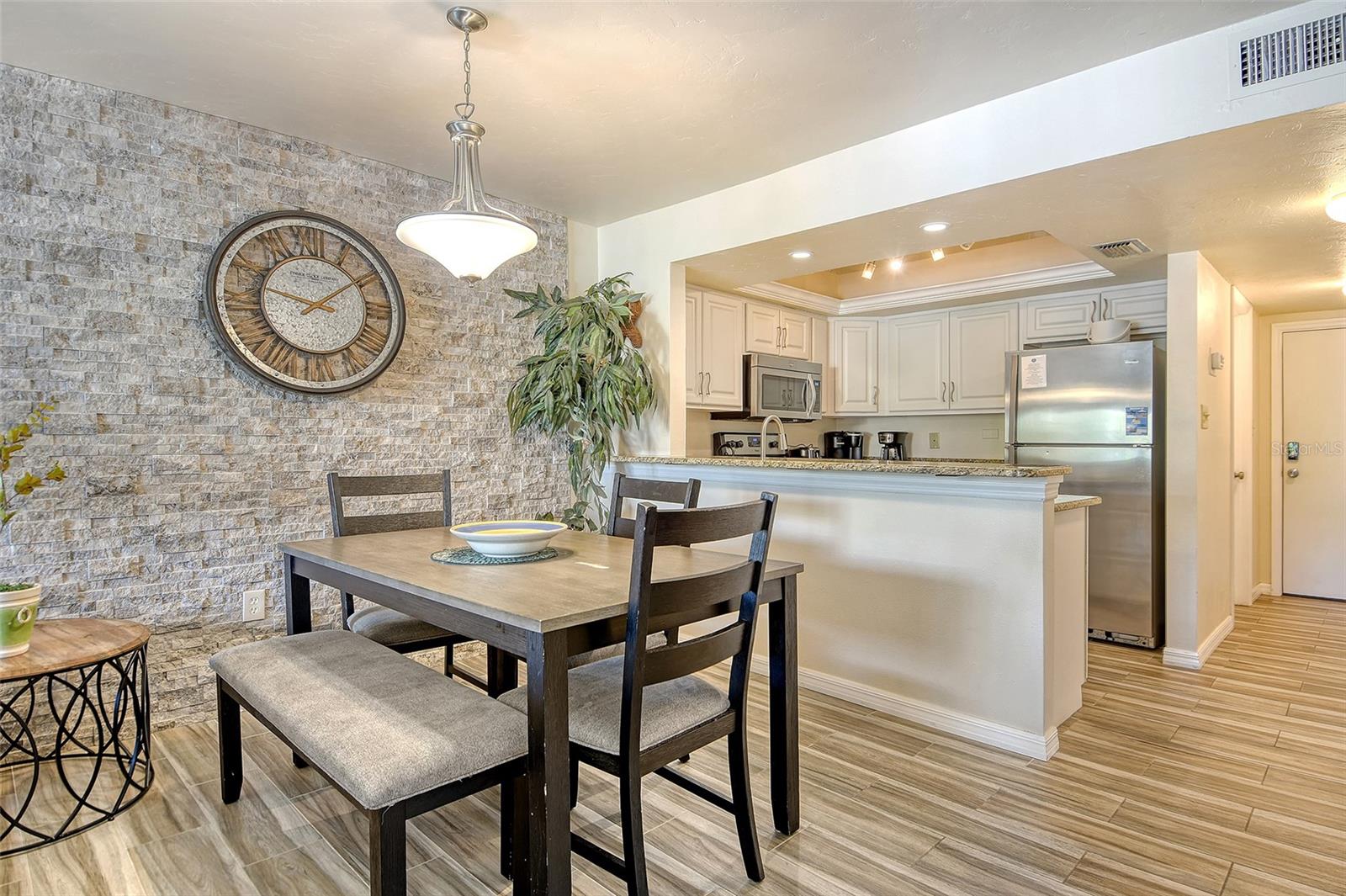 5963 MIDNIGHT PASS RD #355