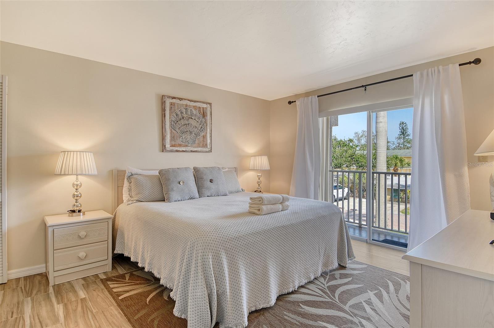 5963 MIDNIGHT PASS RD #355