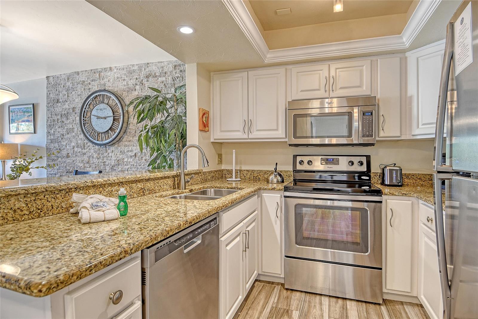 5963 MIDNIGHT PASS RD #355