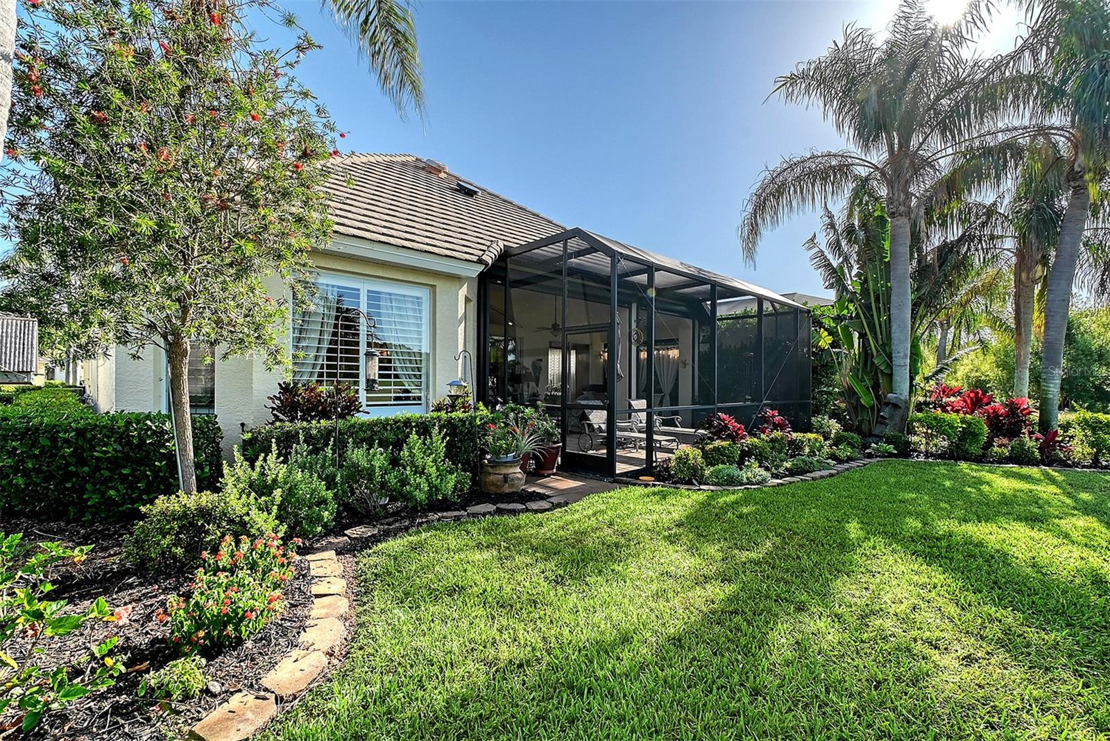 6642 OAKLAND HILLS DR