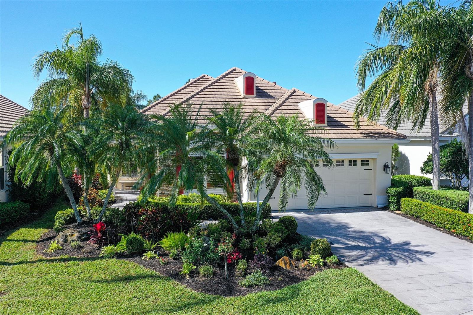 6642 OAKLAND HILLS DR