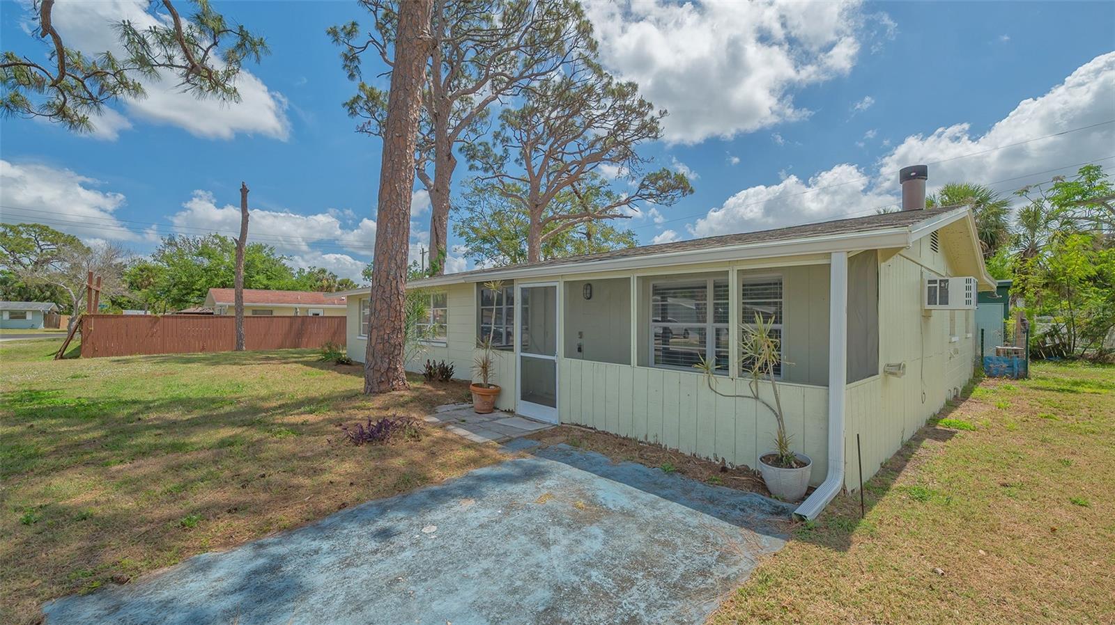 275 BURKE RD