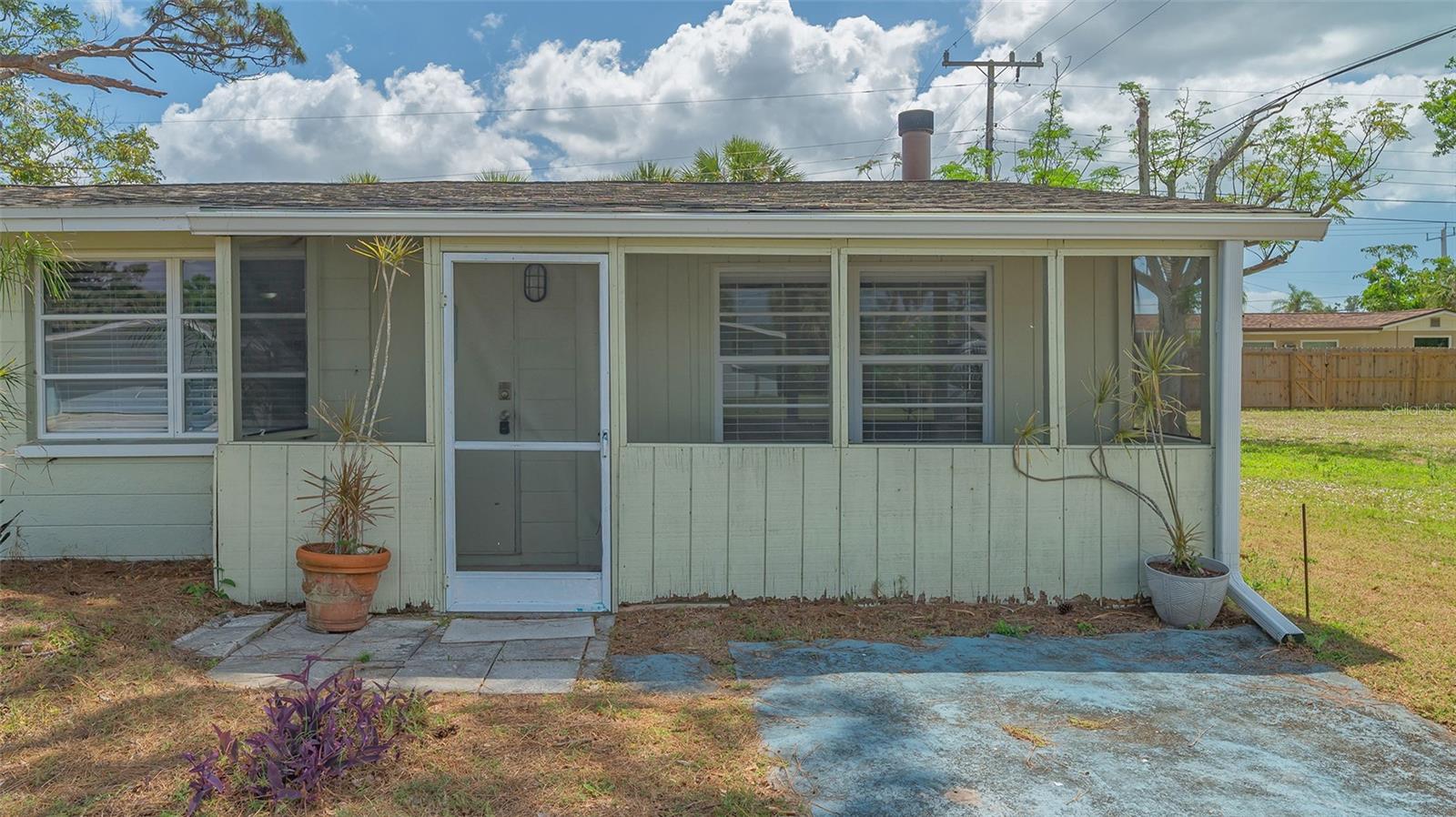 275 BURKE RD