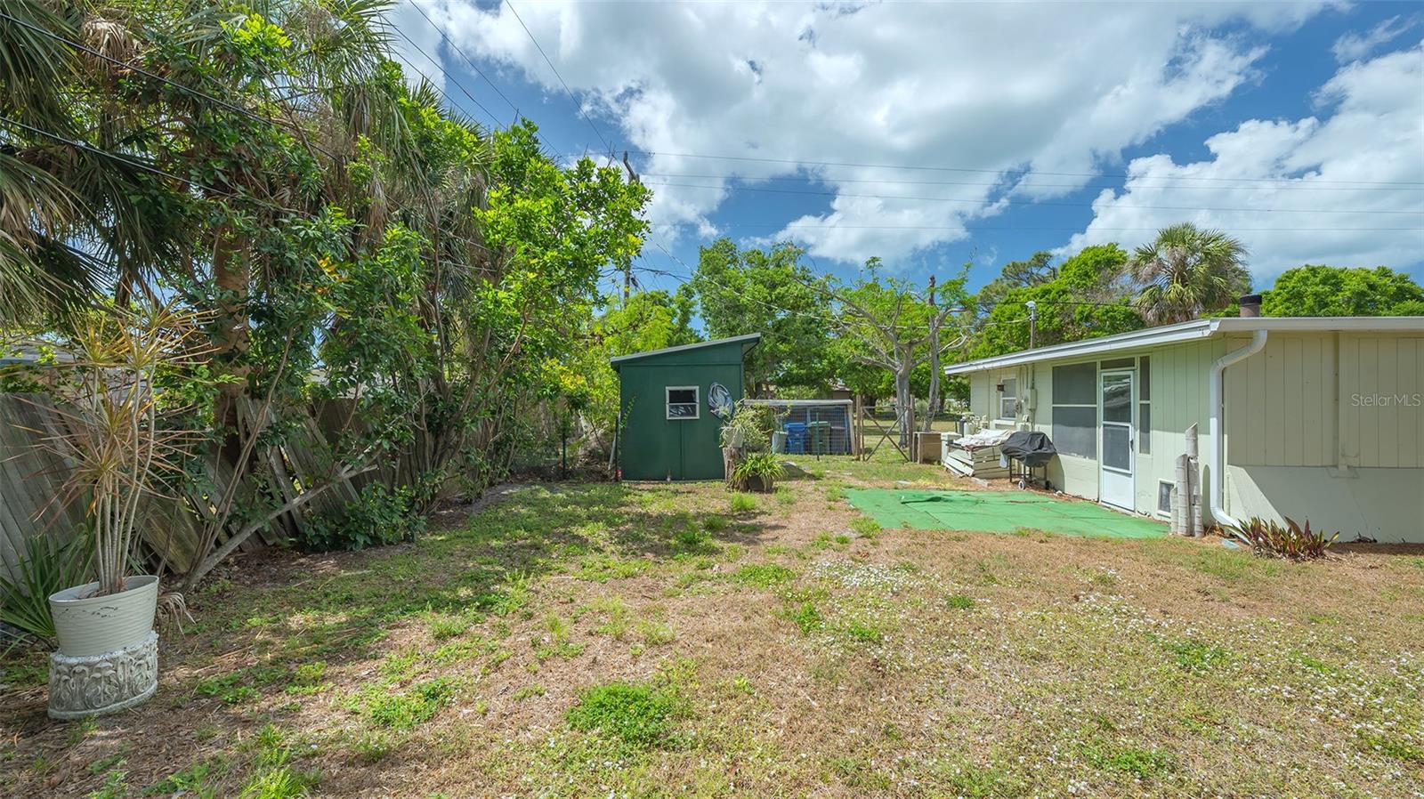 275 BURKE RD
